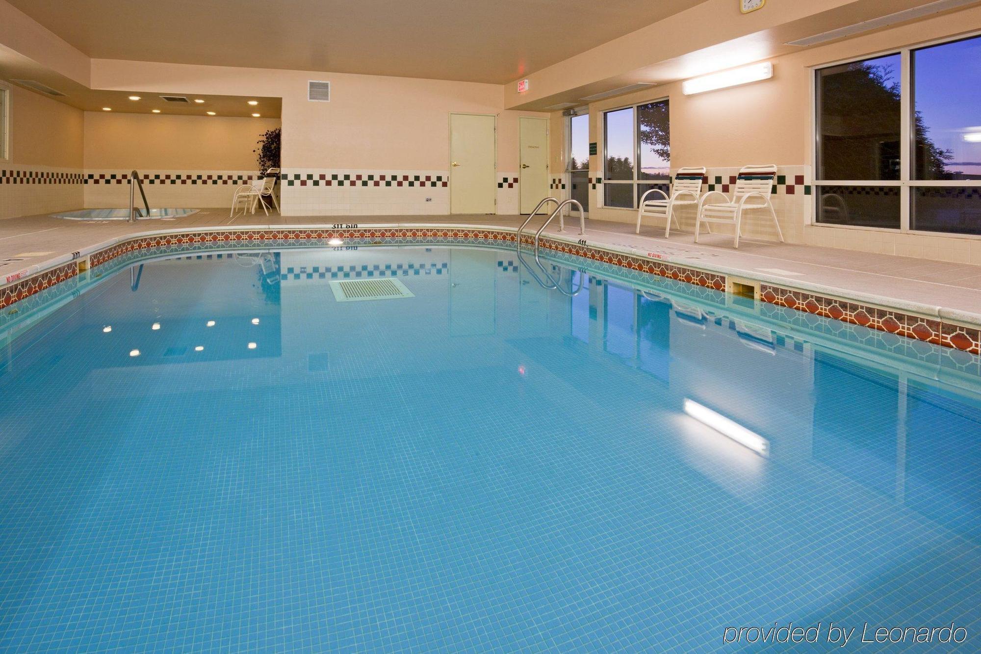 Country Inn & Suites By Radisson, Rochester, Mn Létesítmények fotó